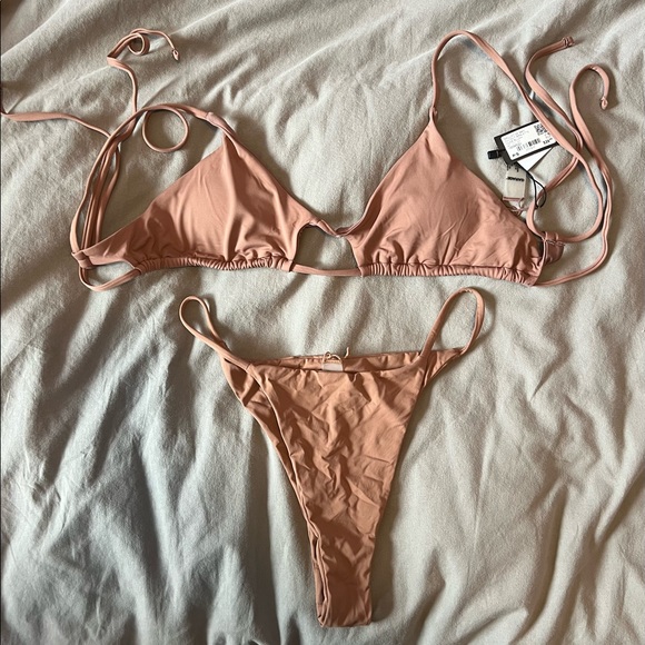 Garage Bikini Set - Cutout Bralette Bikini Top & Ibiza Boomerang Bikini Bottom - Picture 1 of 8